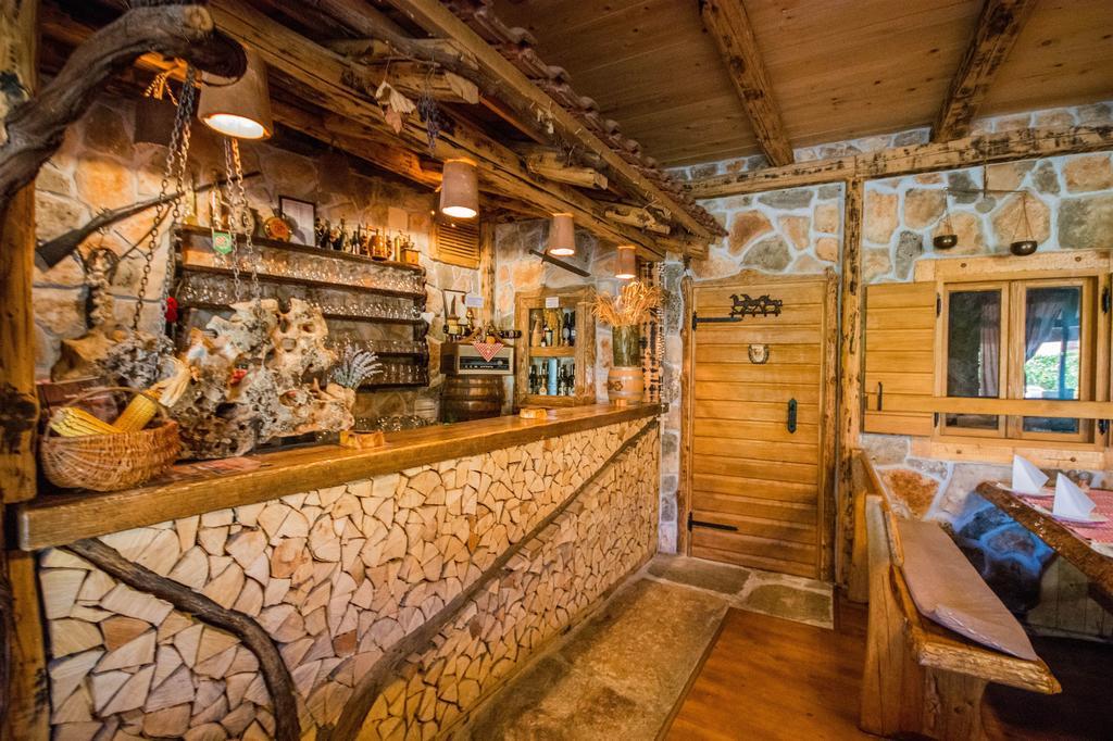 Rooms Marijana Caporice Екстериор снимка