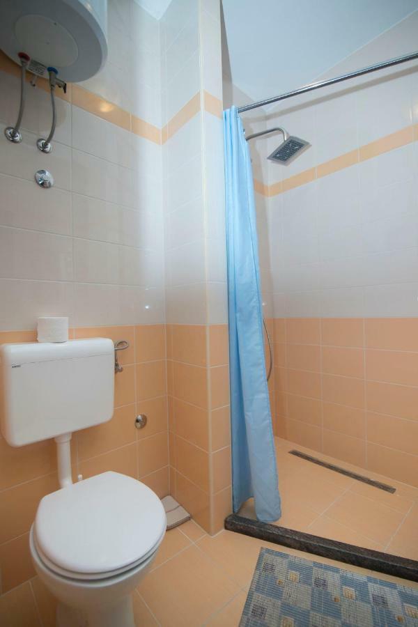 Rooms Marijana Caporice Екстериор снимка